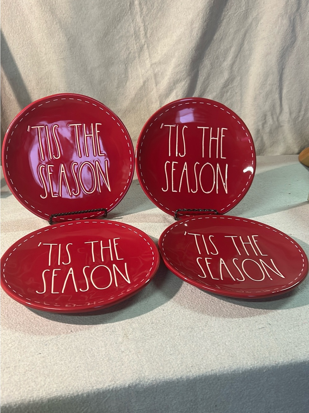 Rae Dunn Red 'Tis The Season Dessert Plates - Set of 4